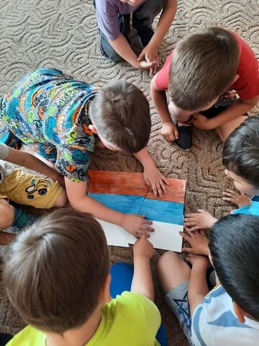 i - 2023-06-12T143057.607