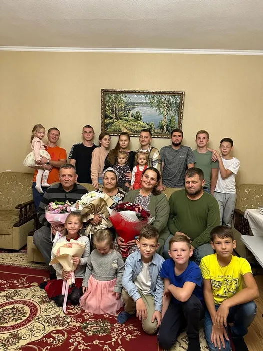 Вся семья в сборе